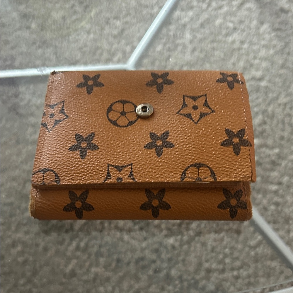 Luxury Tan Floral Pattern Wallet